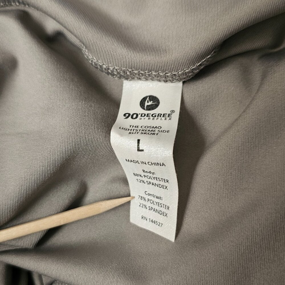 NWT Gray 90 Degrees By Reflex Size Large Slit Skort - Picture 5 of 7